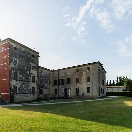 Pellegrini Cipolla Alloggio in famiglia *